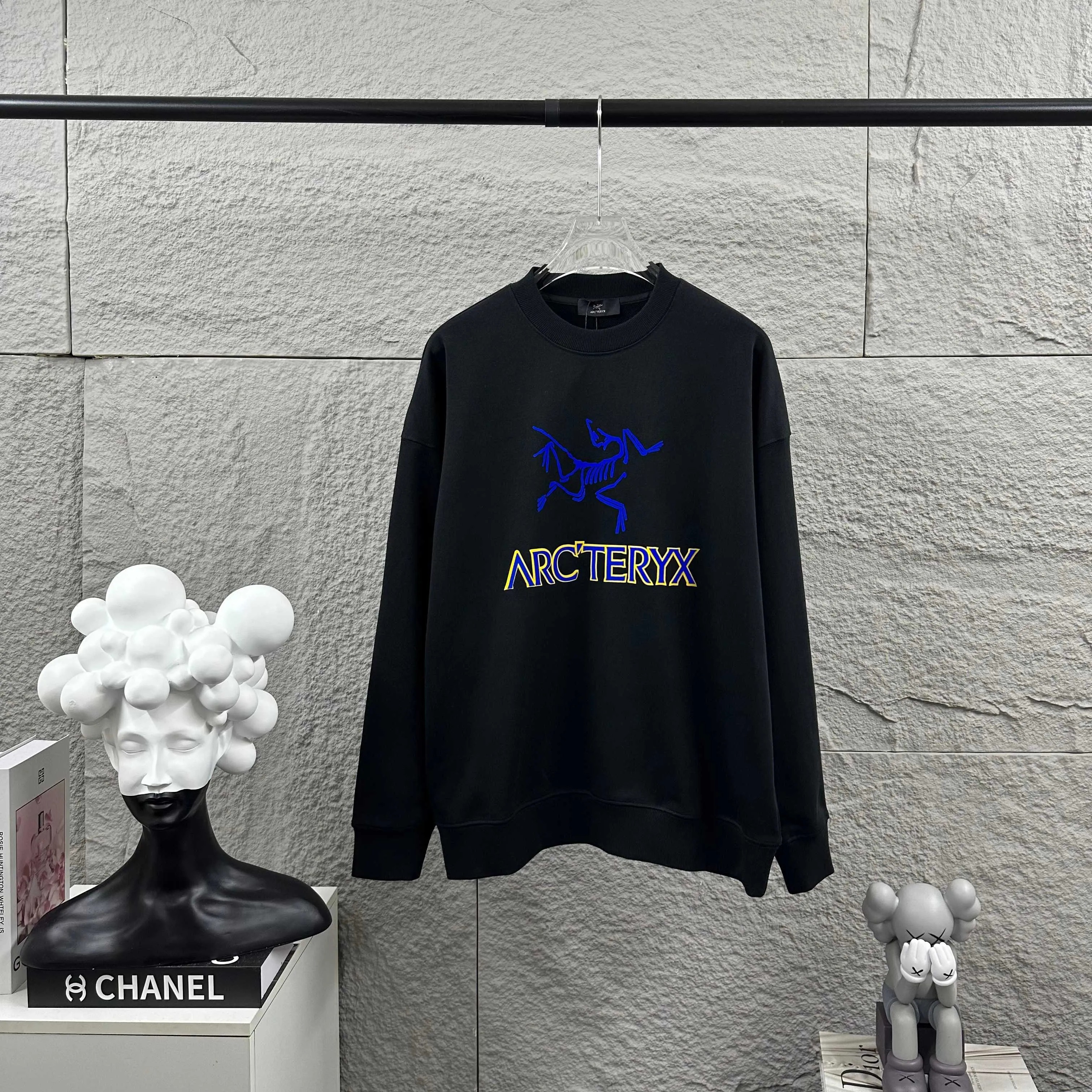 ARC'TERYX* *2025 New Arrival Classic logo ， Same Style Size： S （90-130 ） M （120-150 ） L （140-165 ） XL （160-180 ） XXL （180 ） ：Black White